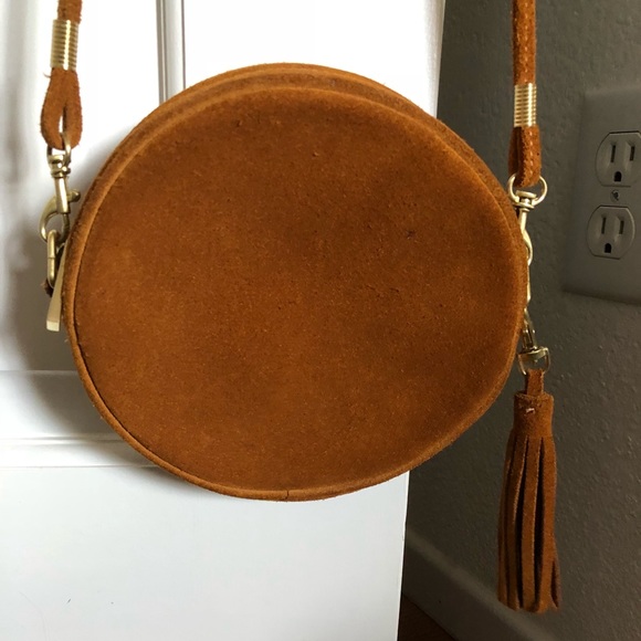 Forever 21 Circular Crossbody bag - Picture 2 of 4